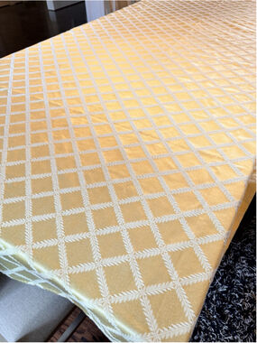 Lenox Laurel Leaf Rectangular Oblong Tablecloth 66βx 96β Gold